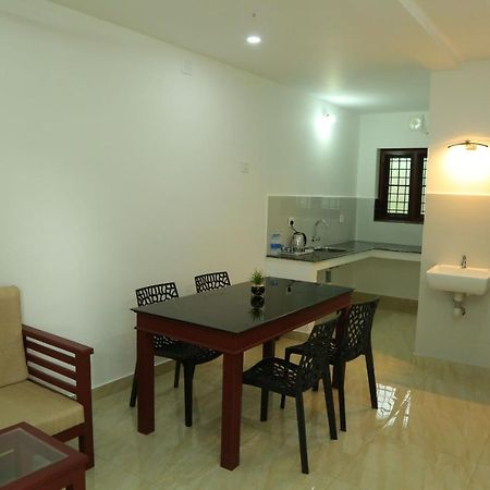 Grace Mary Residency Ξενοδοχείο Nedumbassery Εξωτερικό φωτογραφία