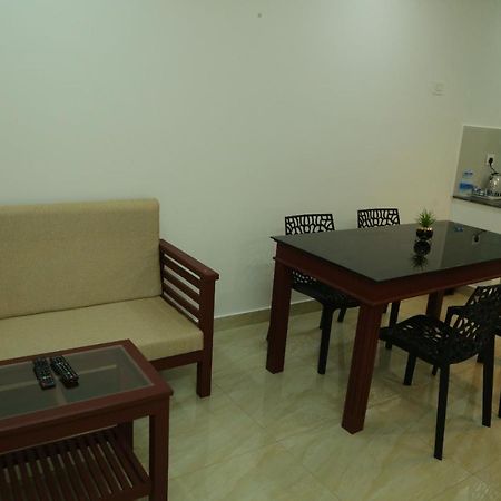 Grace Mary Residency Ξενοδοχείο Nedumbassery Εξωτερικό φωτογραφία