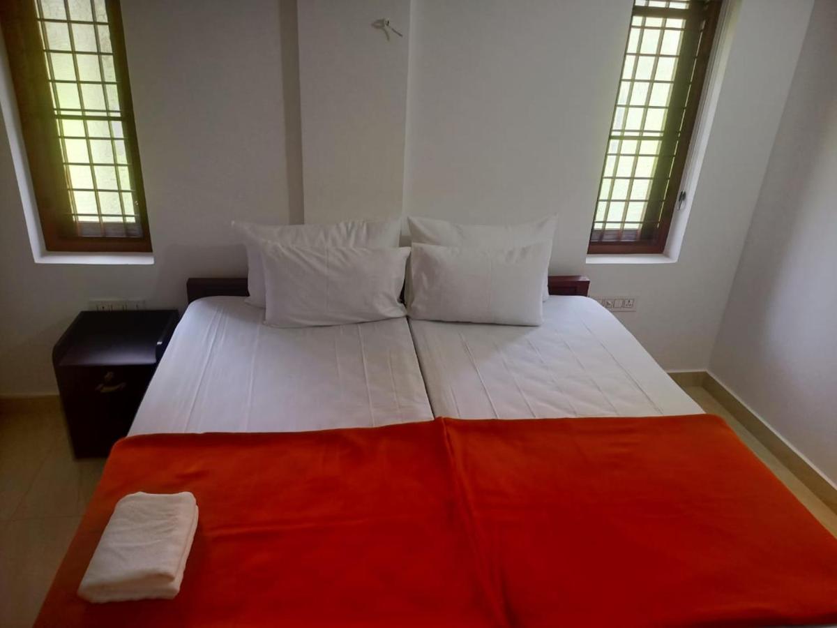Grace Mary Residency Ξενοδοχείο Nedumbassery Εξωτερικό φωτογραφία