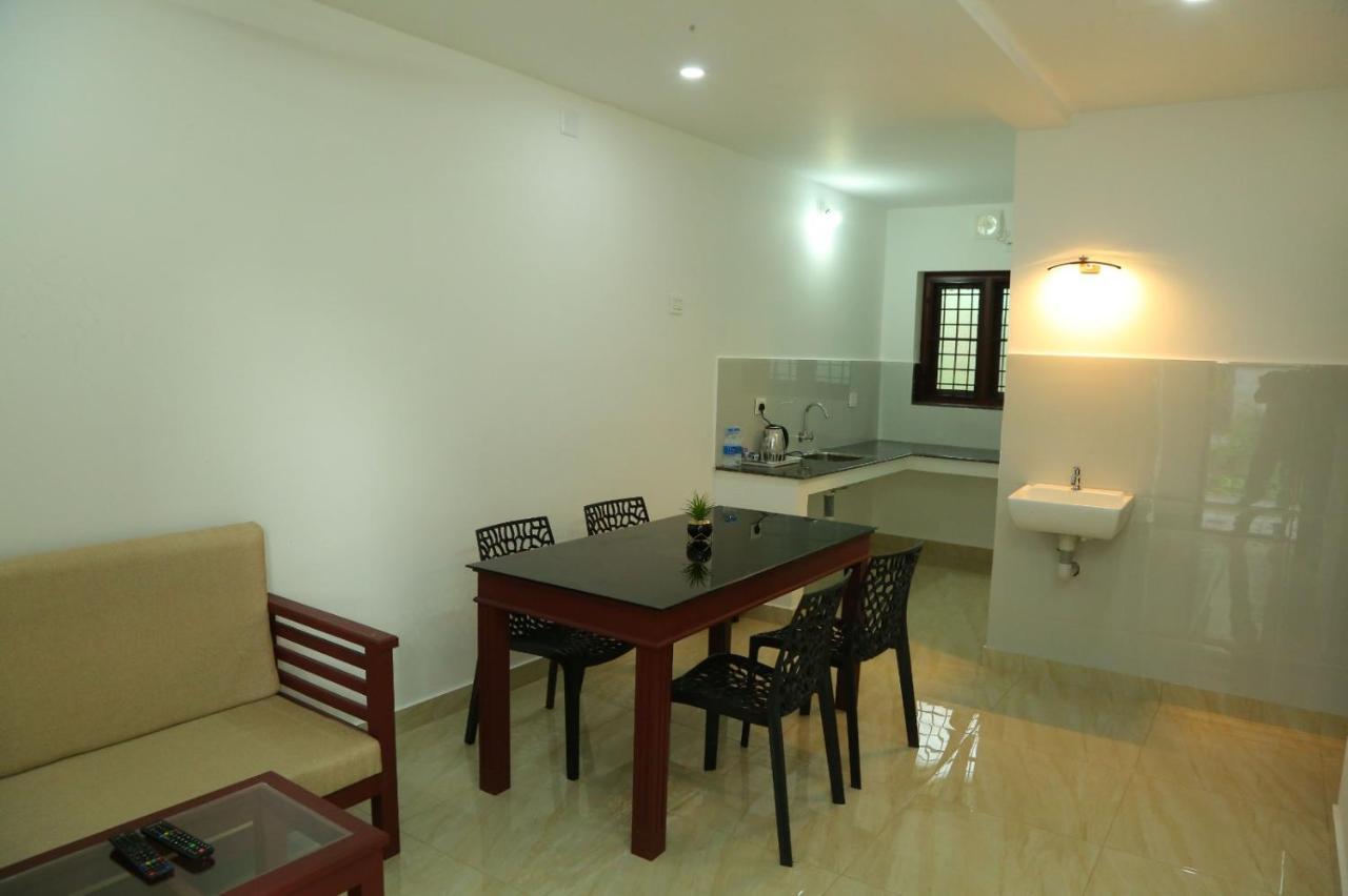 Grace Mary Residency Ξενοδοχείο Nedumbassery Εξωτερικό φωτογραφία